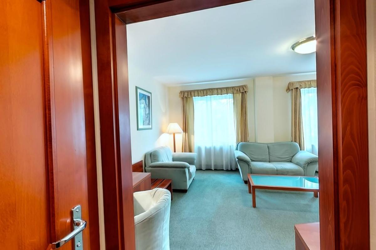 Klub Hotel Dunaújváros Cameră foto